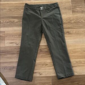 Christopher & Banks olive green pants 
6 Petite
